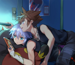 soras-majestic-butt:  tornathan:  Not usually the biggest fan of Sora x Riku, but I have to admit this artwork is pretty awesome.   here’s the original artist