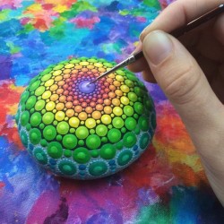 hippie-tranquility:  wendidarling:  whospilledthebongwater:  the-awesome-quotes:  Artist Paints Ocean Stones With Thousands Of Tiny Dots To Create Colorful Mandalas.  Wow these are so beautiful  I need to restart my stone collection.    