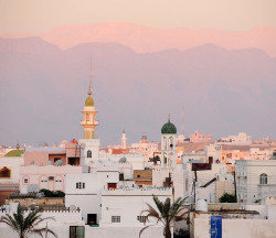 cornersoftheworld:  Pink sunrise in Sur / Oman | by anjči 