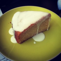 immortality-is-lost:  Made some cake :D #cake #icing #birthday #nom #food #yummy #delicious #snack #fat #naughty #sogood 