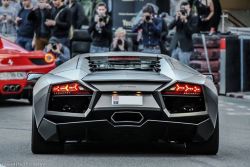 supercarstv:   The #Lamborghini #Reventon lookin’ Boss! by Teresa-H Photography http://on.fb.me/15brDIE 