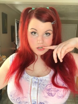 buppygirl:  I need to re-dye my hair again, I’ve gone with red for awhile and kinda feel like changing it up?