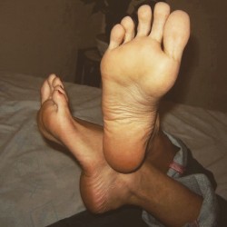 ifeetfetish:  #feet #footfetish #foot #ножки #фетиш #футфетиш #toes #lovefeet #lovefootfetish #feetporn #sexyfeet #footmodel #feetmodel #feetstagram #girlsfeet #footjob #женские #ножки #лапки #пальчики #пяточки