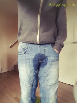 babygingeruk:Yip I think I’ll continue wearing nappies 24/7. One month today. Don’t think my partner will be happy that I accidently peed in his boxers 