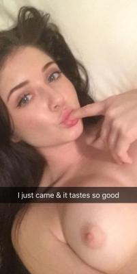 snapchatnudes-co:  Kik nude posted to mePosted By Anon