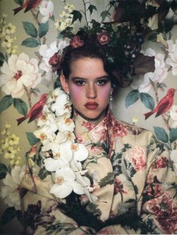 80s90sthrowback: Molly Ringwald photographed by Sheila Metzner, 1984.
