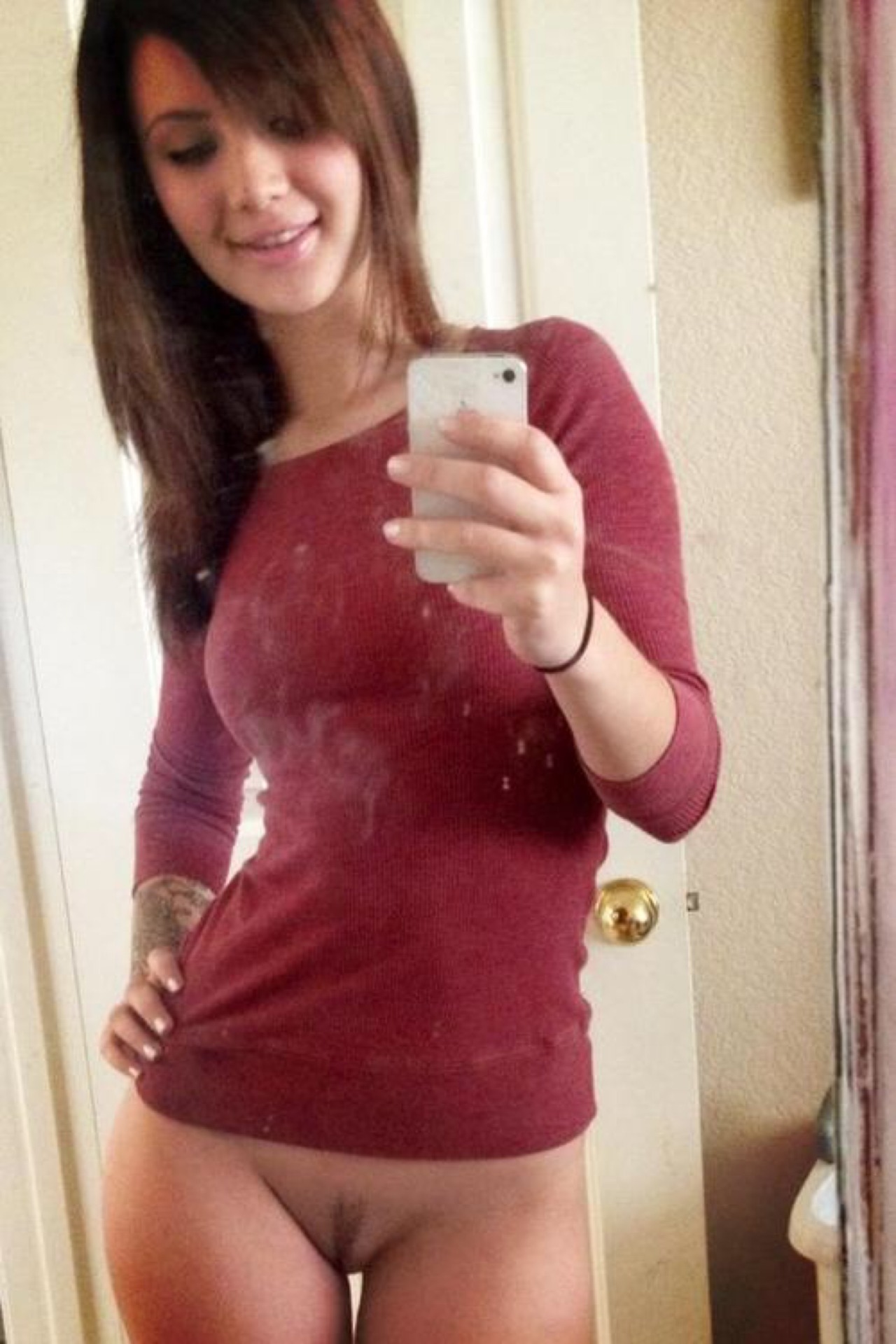 Tight shirt teen girls selfie