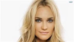 There are six women in the world I have a MASSIVE crush on. Diane Kruger is one of them.