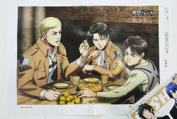 snkmerchandise:  News: PASH! February 2017 issue Poster Original Release Date: January 10th, 2016Retail Price: 864 Yen Close-up look at the Shingeki no Kyojin poster featuring Erwin, Levi, and Eren in PASH!’s February 2017 issue (Previewed here)! Update