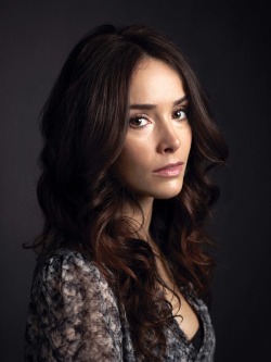 tellmeyourdeepestsecrets: m36buba69: #masterbating Abigail Spencer of “Timeless”, “Suits” and “Rectify”. I thought she was sexy before and after seeing this video I think I’m in love with her 😍😍😍💦💦💦 