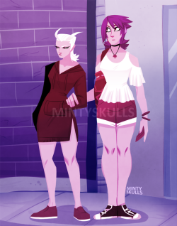 mintyskulls:  I feel like Larxene is the short girlfriend since she’s one of the shortest people in the organization (also us short people are full of rage)also I love hoodie dressesDo not repost or use without proper credit. Ask first, please.