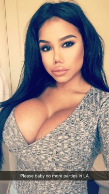 Big Tits in Tight Clothing