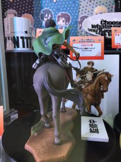 Close-ups of both Levi and Eren’s horseriding prize figures from Banpresto/Ichiban Kuji! (Source)Check the Banpresto tag for more!