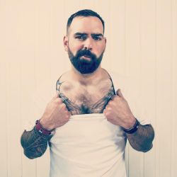 beardburnme:  “[ YES I FROWN ] 😏 #instabeard #beard #instabeard #beardman #bears #tattoo #instatattoo #hairychest #instabears” by @monsieur85 on Instagram http://ift.tt/1rJZSa5