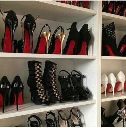 Every bimbo should have a pair of heels for every occasion!