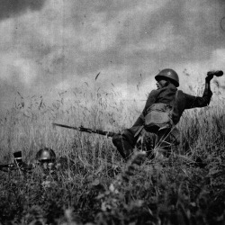 axisslovakia:  Slovak infantry, Lypovets Ukrainian SSR 1941. 