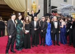 Ultimate photobomb (Benedict Cumberbatch on the red carpet with U2 at the 2014 Academy Awards)