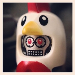 spcc4det:  Muther Clucker #robotchicken #robot #lego #brannan #sxsw #chicken #minifigure #bored #waiting #thursday 