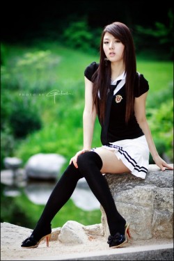 whoisthatasianhottie:  Asian Hottie Name:  Hwang Mi Hee  (황미희) Ethnicity: Korean Click here for more Asian Hotties!