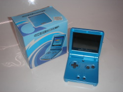 chibi-robos:  Blue Gameboy Advance SP