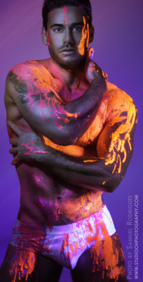 rodriguessamuel:  Photoshoot with Jonathan Best by Samuel Rodrigues www.studioohphotography.com Theme: Ultraviolet 