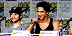 rehfan:  tylerposey:Did it get awkward?     Alright.  the look on Dyl’s face in the second gif will always make me ETERNALLY happy 