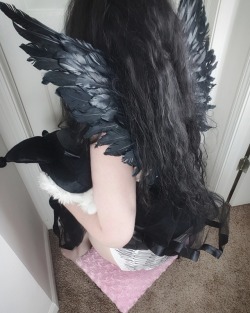 babysplayground:  No Daddy! I swear I didn’t draw on my diaper! It just came that way! Just cause I have on black wings doesn’t mean I’m a bad girl…  