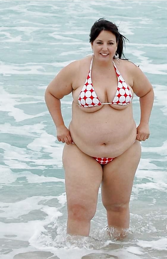 Big curvy girl bikini