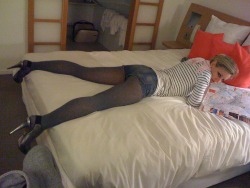 tightsobsession:  Posing in wool tights with shorts and heels. 