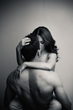 seductiviti:  passionat3ly:  Mildly Sexual / Love Blog  ❤️ 