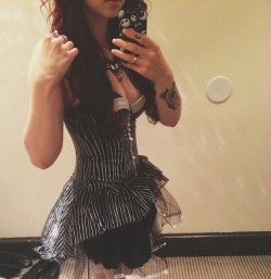 pixiee-starr:  Found my Halloween costume  Is it acceptable to wear it all year round?  Yes, yes it is.