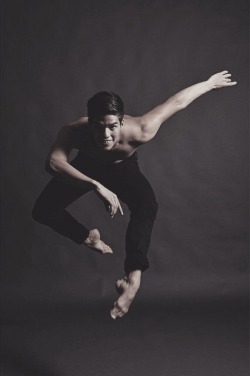 pas-de-duhhh:Julio Morel dancer with Mexico City Ballet