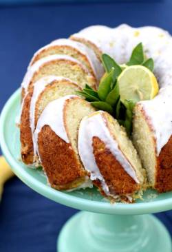 foodffs:  Summer Squash Lemon Bundt CakeReally nice recipes. Every hour.Show me what you cooked!