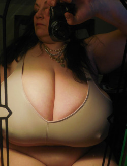 avantgardetopless:  awesome-keith-universe:  46LL   &gt;more bras that don’t fit