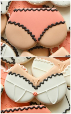 inteligasm:  babygirlssweetsurrender:  sweetoothgirl:  Easy Lingerie Cookies  Naughty cookies!!!!!!!!!!!!!!!  Is it dumb that I want a strip club that serves these? Someone wanna fund me to run that club? 