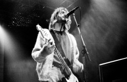  Kurt Cobain in France, 1991.   