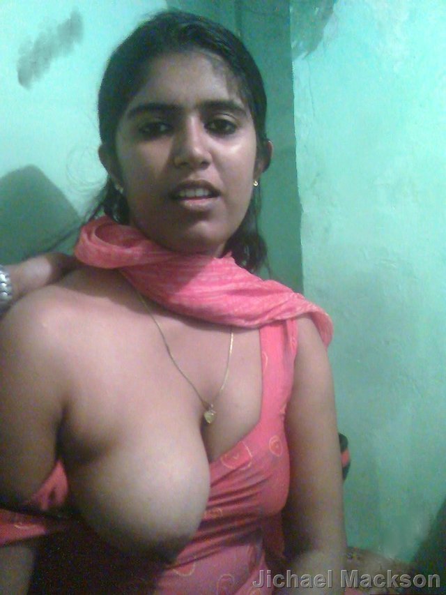 Hot desi indian wife flashing her boobs