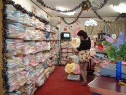 littlemissleilani:  keira-cd-dl:  jamesmasn:  Japanese adult diaper store  Wish I could go   Wow
