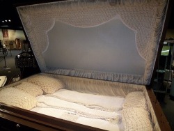 congenitaldisease:Three-person suicide coffin. The story behind this custom coffin is that a couple’s infant daughter died, and they agreed to commit suicide and be buried with the daughter. At the last minute, they backed-out and never picked up the