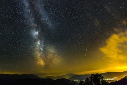 expose-the-light:  Spectacular Shots of This Year’s Perseid Meteor Shower   