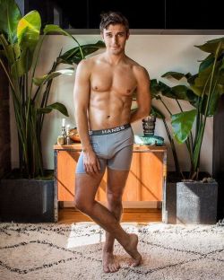 Hot Male Celebs In Underwear