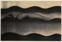 realityayslum:   František Drtikol, The Wave, 1925 vs Tessa Kuragi shot by Julian Marshall for Volt Magazine. 2014 