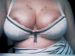 decayed-innocence:  growing out of an old bra is an amazing feeling  decayed-innocence is sexy girl that has a fetish for huge tits, and wants to grow her own. I wonder where she could find information about that? *hint hint* ;)Give her a follow!