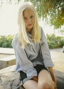 beautifuleuropeans: Amalie Schmidt, Danish model 