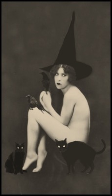 retrogasm:  Witch?  Yo soy una bruja. toda la vida.