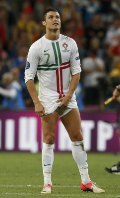 cr7gaylovers:   CR7-CRISTIANO RONALDO:THE BEST MAN OF THE WORLD! HE IS HOT,SEXY AND VERY SENSUAL!!DO YOU LOVE HIM??    