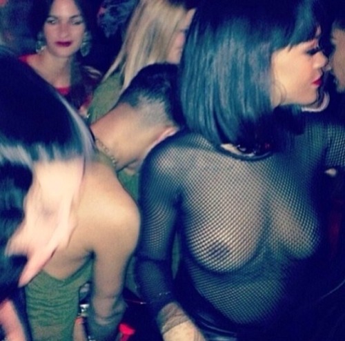 Rihanna instagram