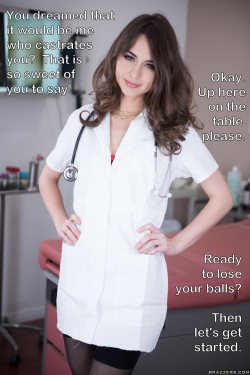polodream:  bdsm-mark:  Who can resist such a beautiful lady doctor? I’ve already ! There is no balls! I’m a good servant !