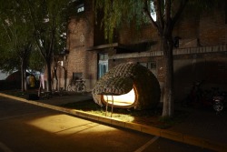 really-shit:  Egg Shaped House [via] The Egg Shaped House was built in Beijing, China by designer Dai Haifei. Constructed to be completely off the grid, the Egg Shaped House supplies itself with ample power via an installed solar panel.  Taking up as