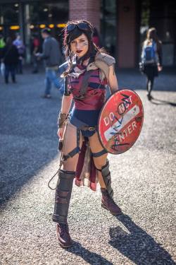 hydeandseekcosplay:  Photo of my apocalyptic Wonder Woman from Sydney Supanova 2015. Photo by Magic Missle Photography  
